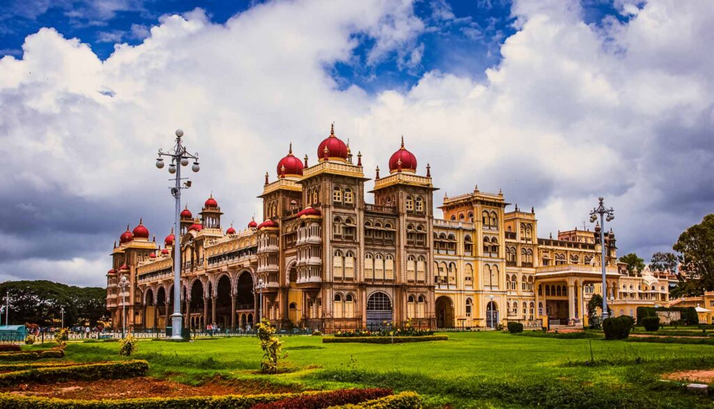 Mysuru Palace banner 1920 1100